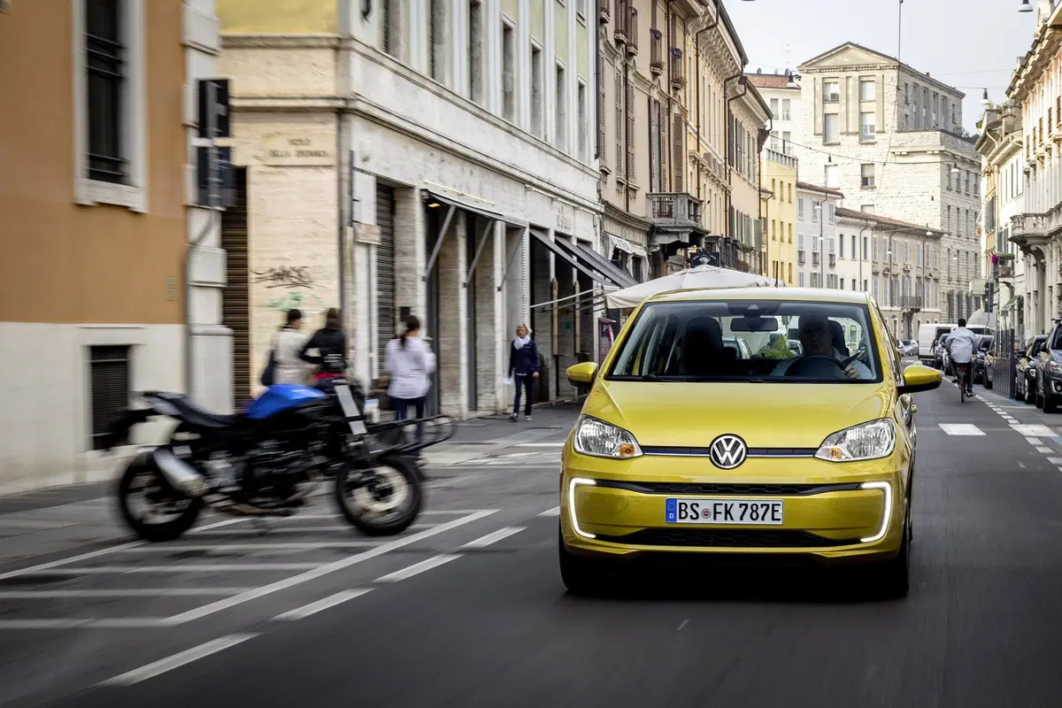 Nuova Volkswagen e-up!: la city car elettrica che stupisce [Video] (5)