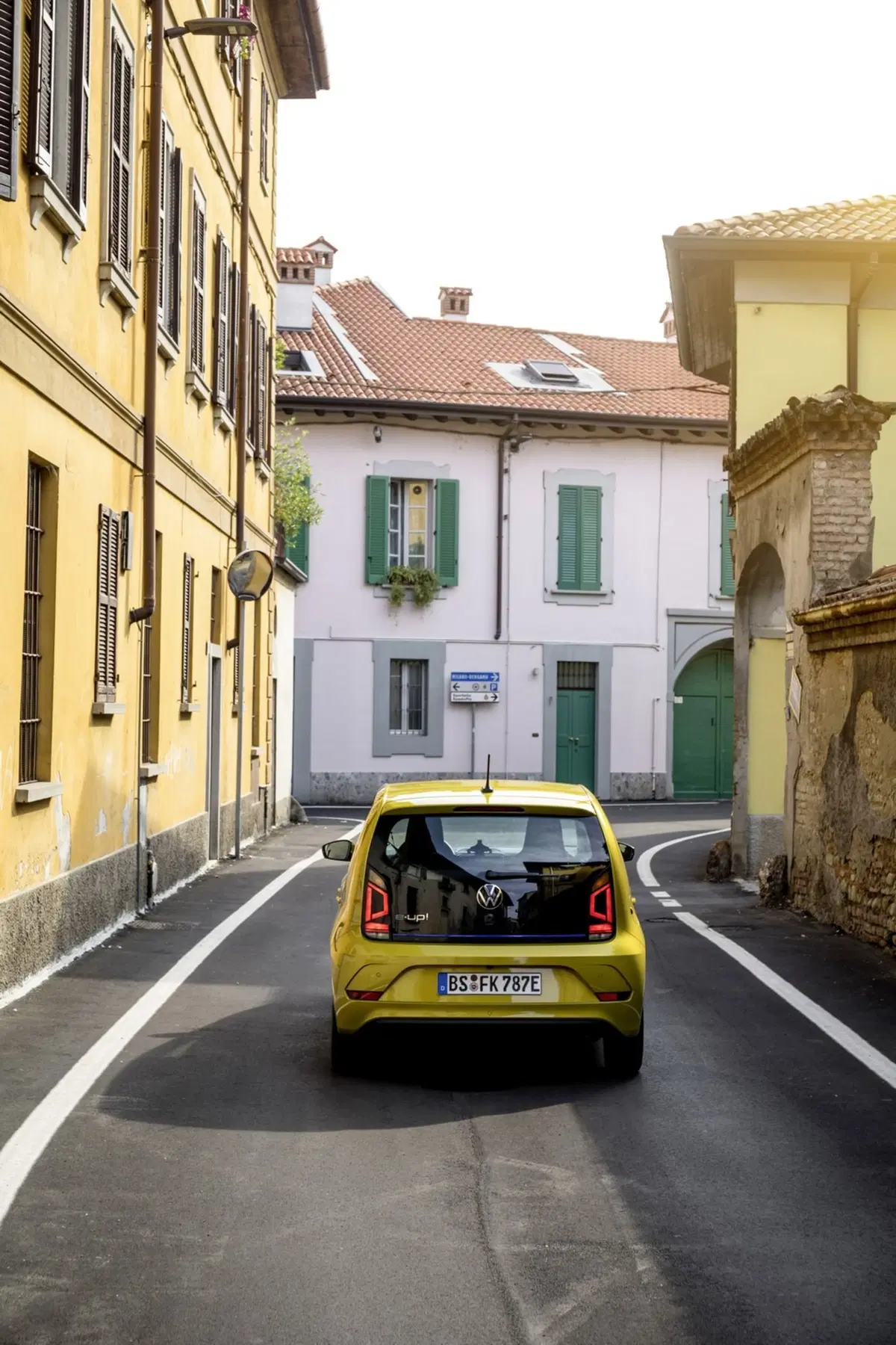 Nuova Volkswagen e-up!: la city car elettrica che stupisce [Video] (5)