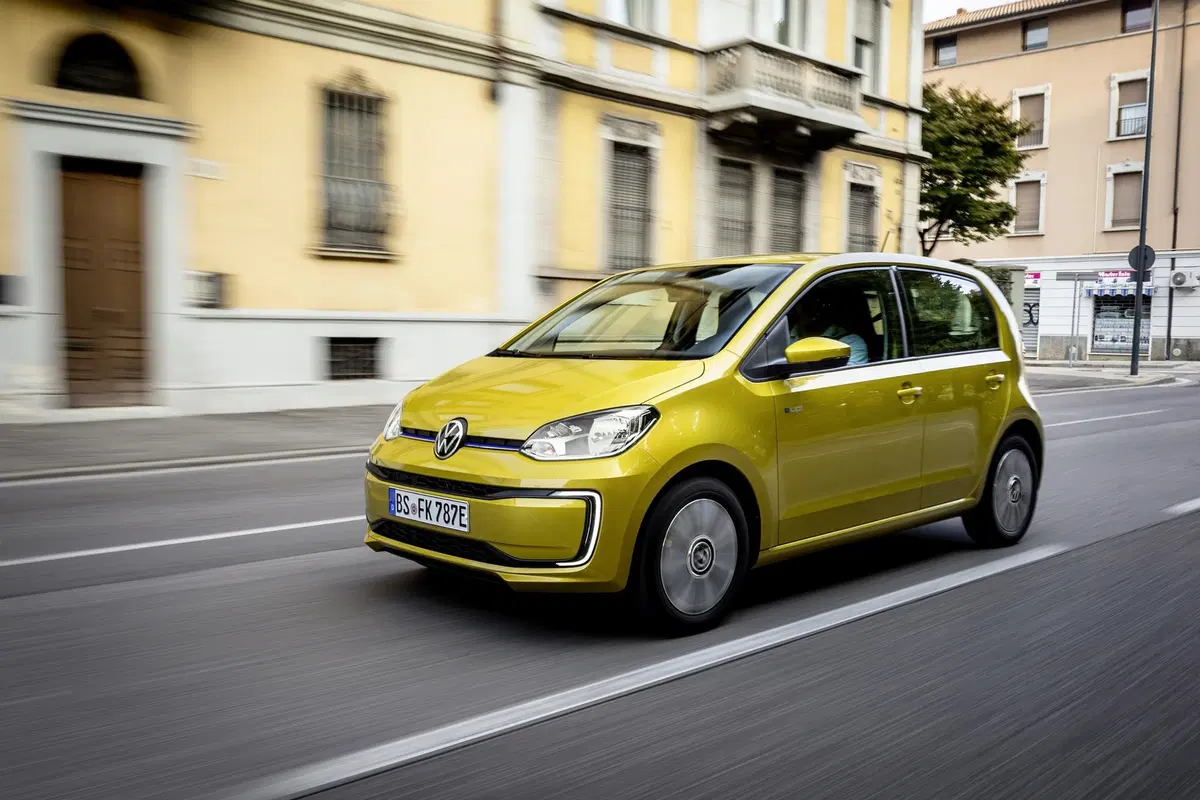 Nuova Volkswagen e-up!: la city car elettrica che stupisce [Video] (12)