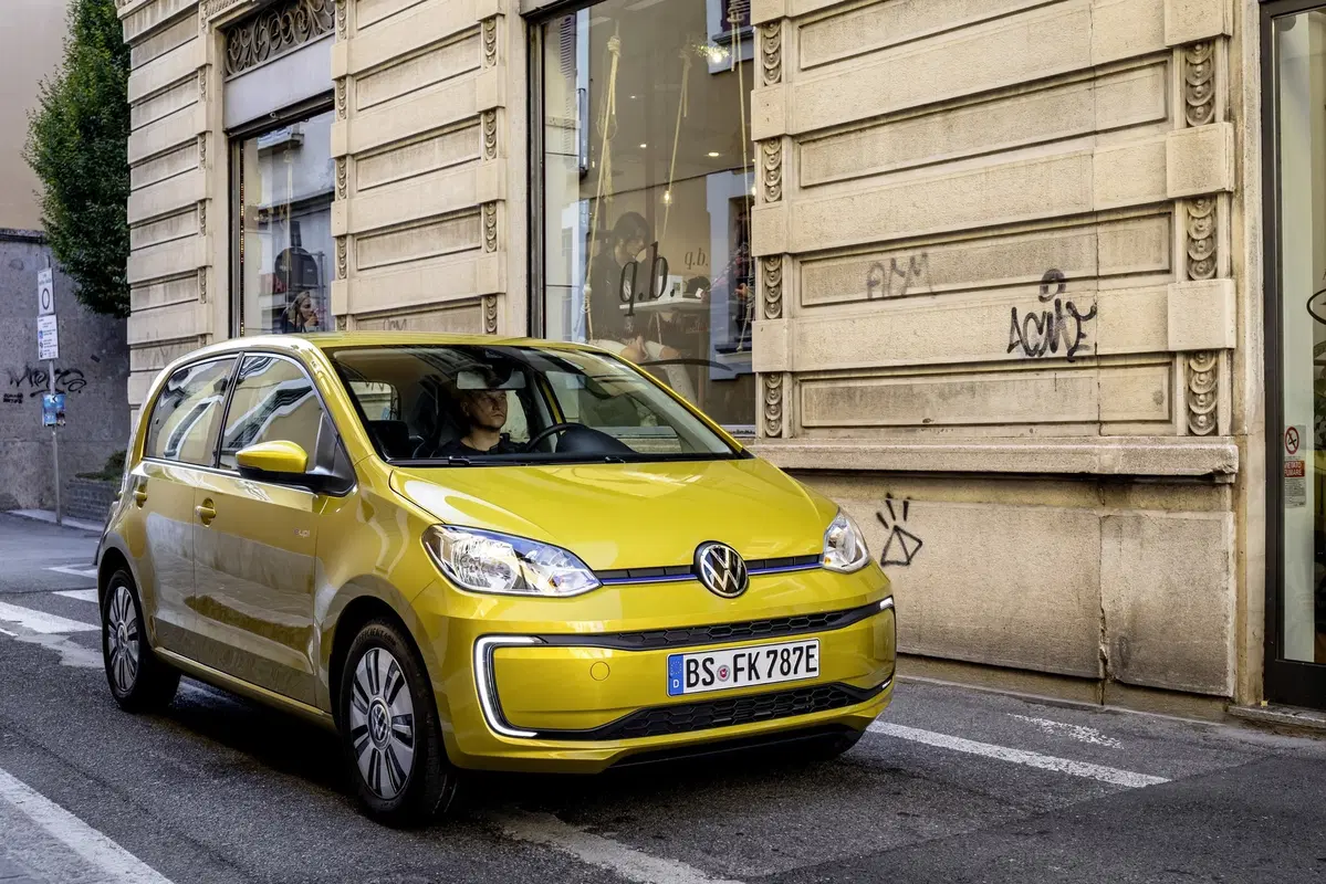 Nuova Volkswagen e-up!: la city car elettrica che stupisce [Video] (8)