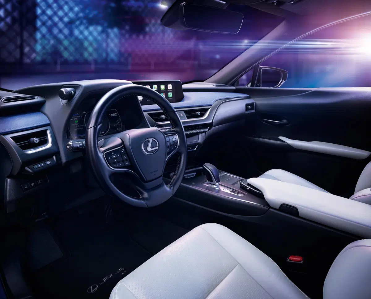 Lexus UX 300e, la prima elettrica del brand arriva in Europa nel 2020 (5)