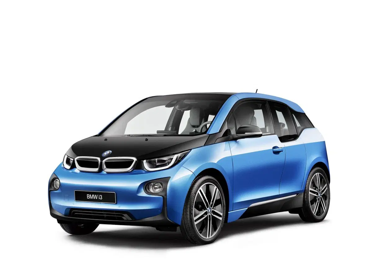 BMW i3 94 Ah: l'autonomia sale a 300 km (2)