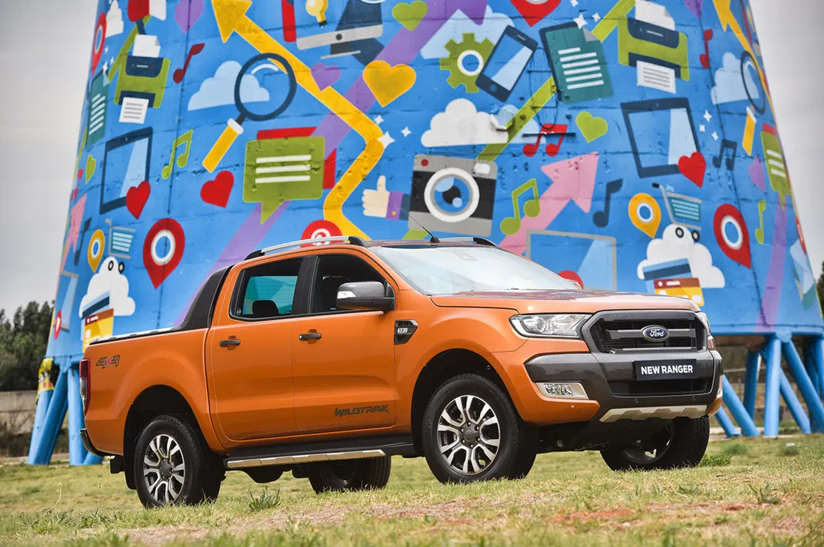 Ford Ranger restyling 2016 [Video prime impressioni] (4)