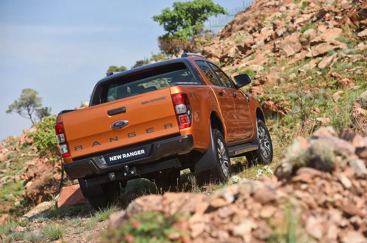 Ford Ranger restyling 2016 [Video prime impressioni] (2)