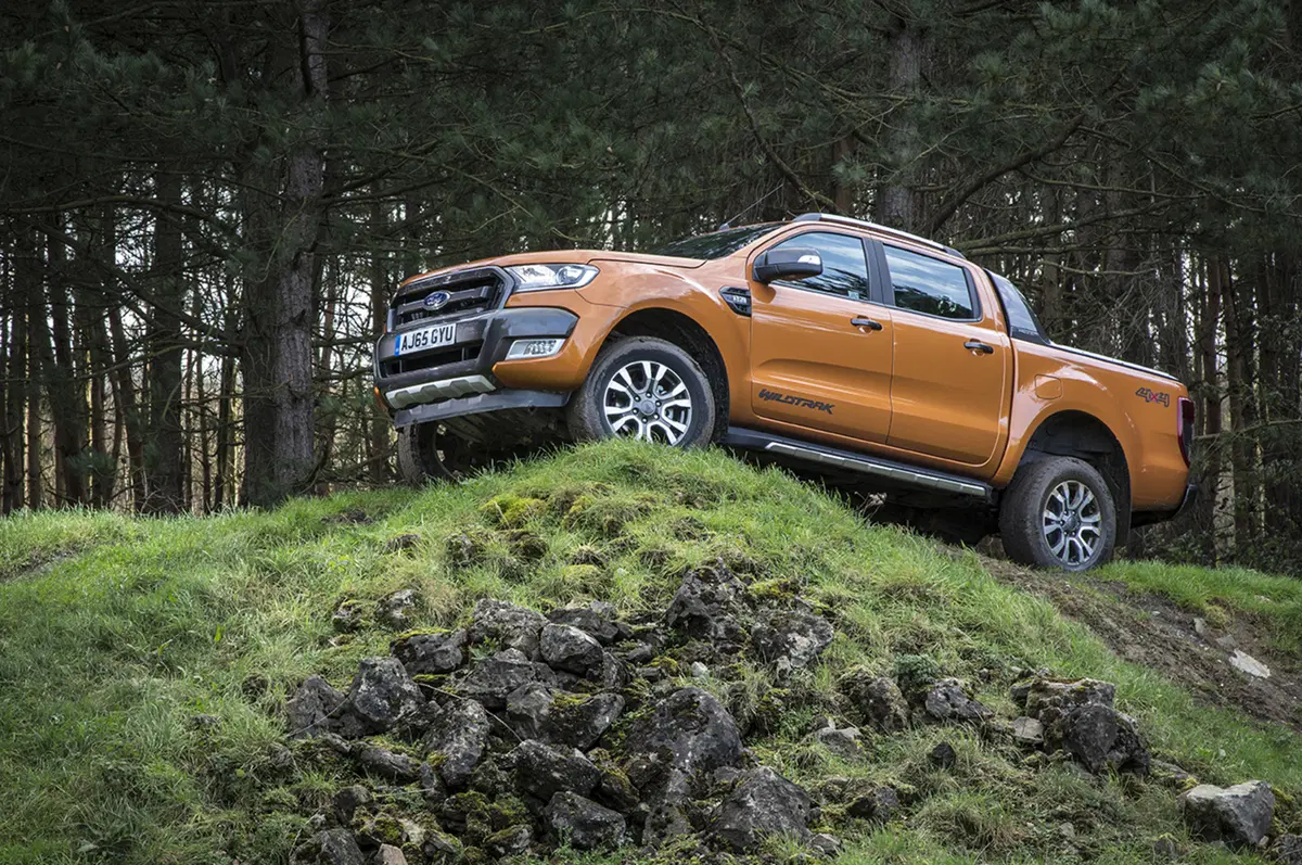 Ford Ranger restyling 2016 [Video prime impressioni] (3)