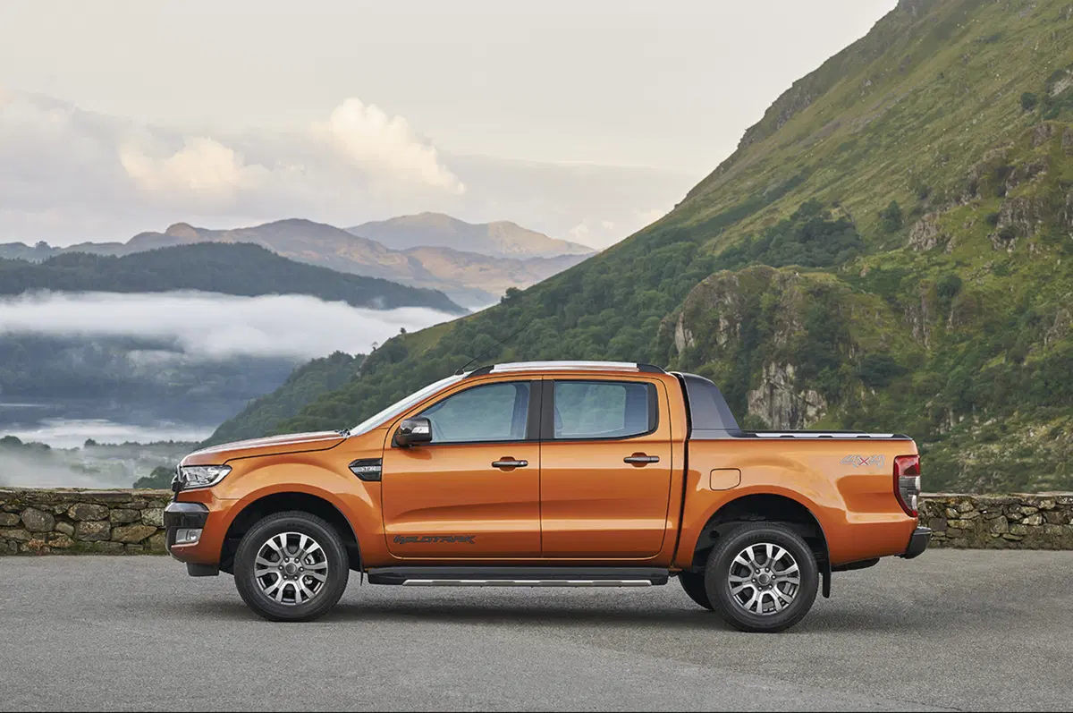 Ford Ranger restyling 2016 [Video prime impressioni] (9)