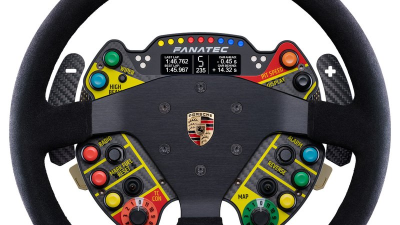 Fanatec Porsche GT3 R, il nuovo volante dedicato al simracing