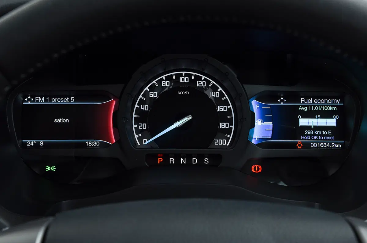 Ford Ranger restyling 2016 [Video prime impressioni] (4)
