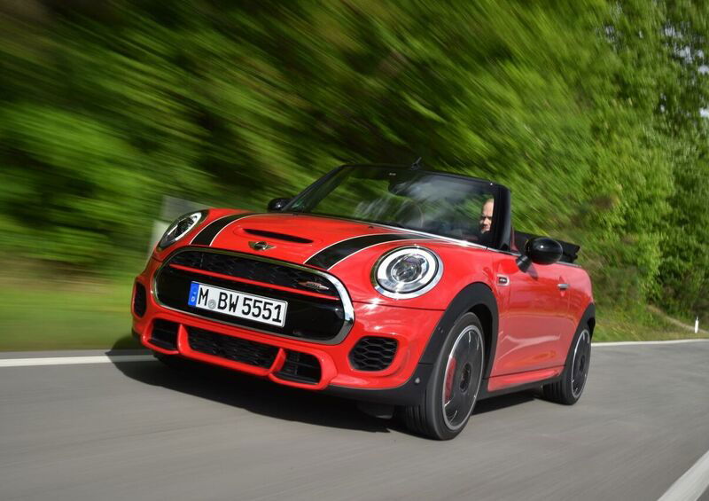 Nuova Mini John Cooper Works Cabrio: 231 CV da godersi all&#039;aperto