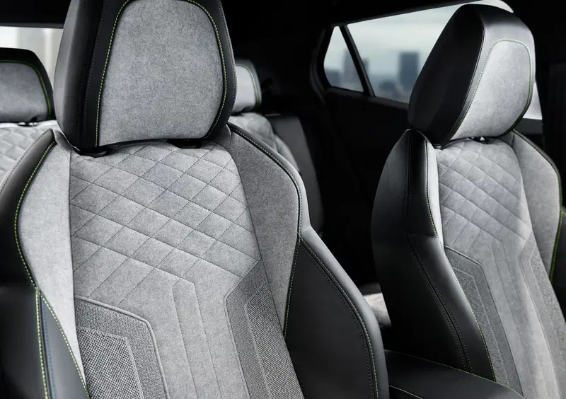 Peugeot 2008 (2019-->>) (29)