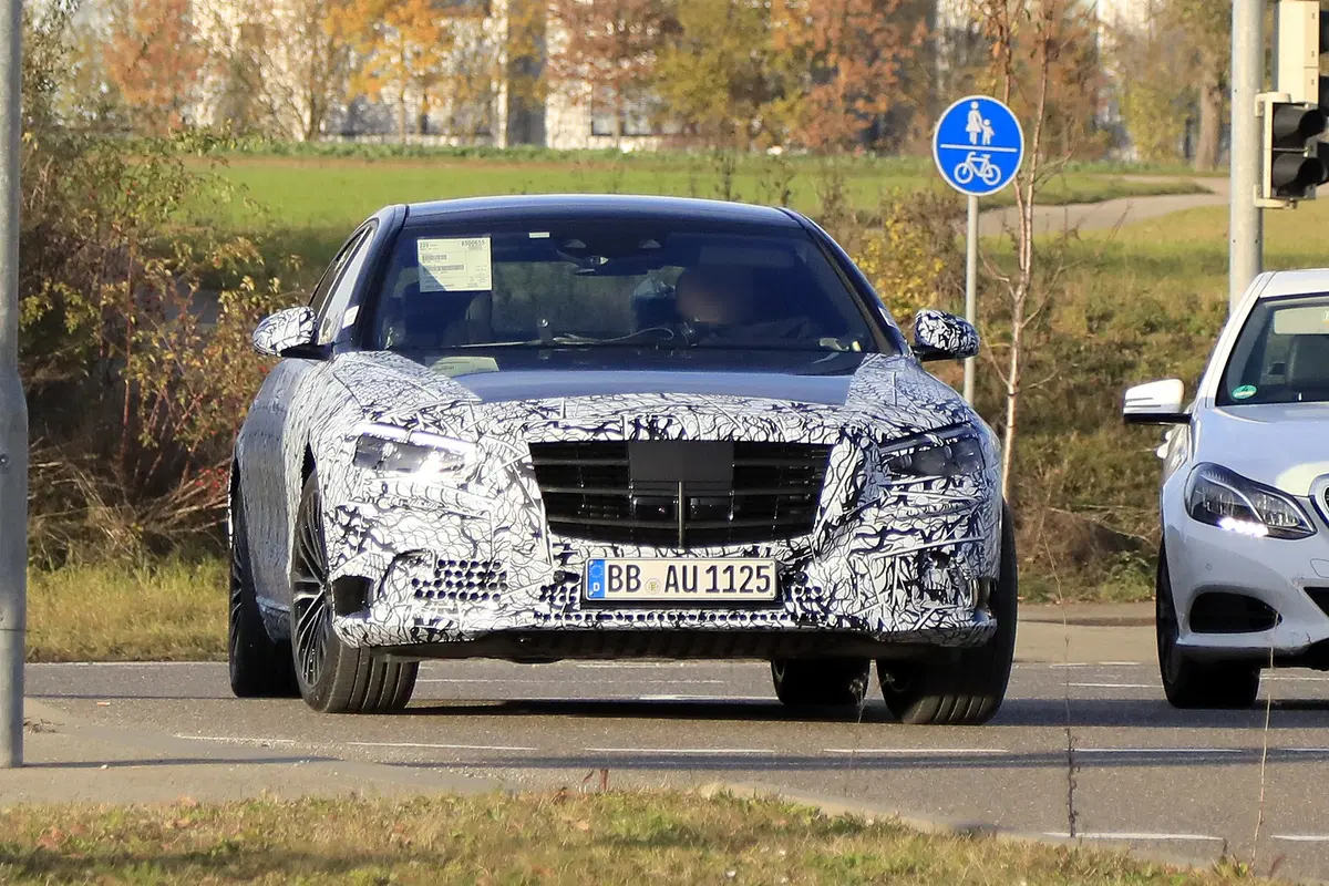 Nuova Mercedes Classe S, le foto spia (2)