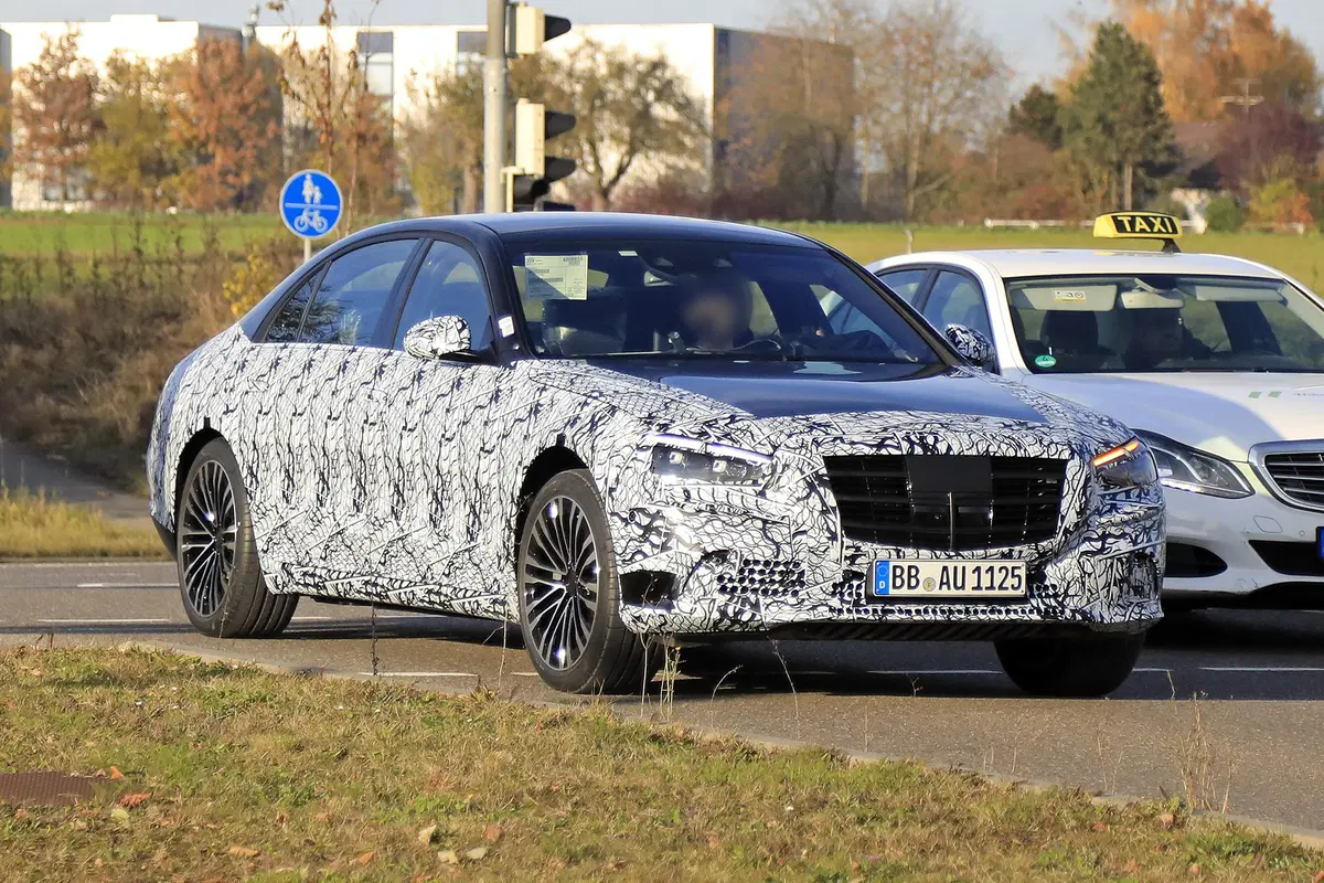 Nuova Mercedes Classe S, le foto spia (4)