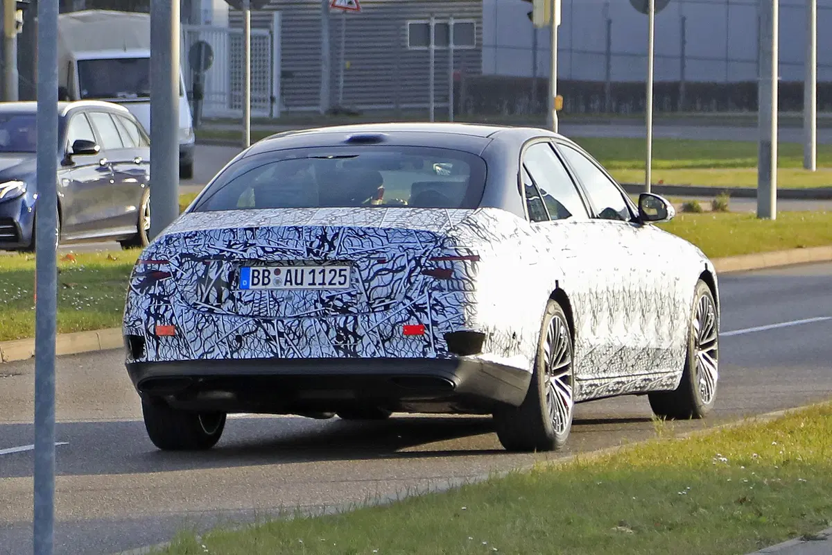 Nuova Mercedes Classe S, le foto spia (6)