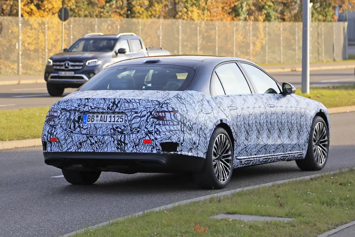 Nuova Mercedes Classe S, le foto spia (7)