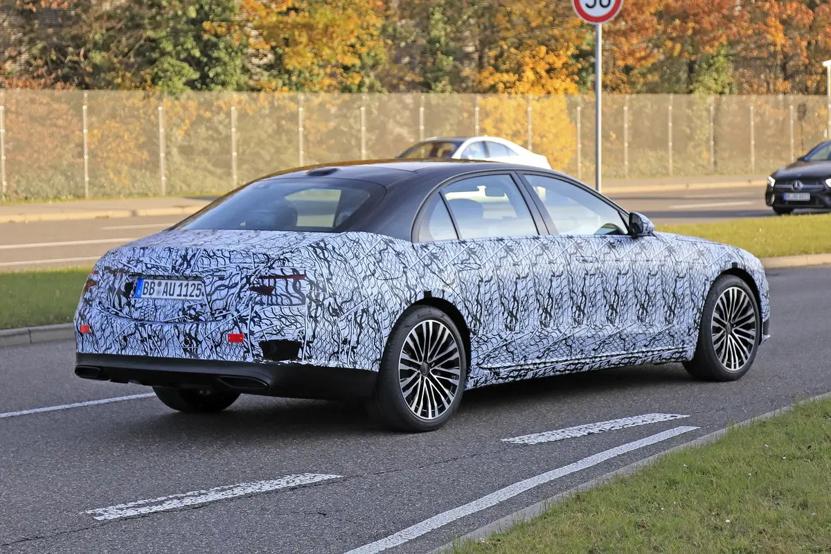 Nuova Mercedes Classe S, le foto spia (8)