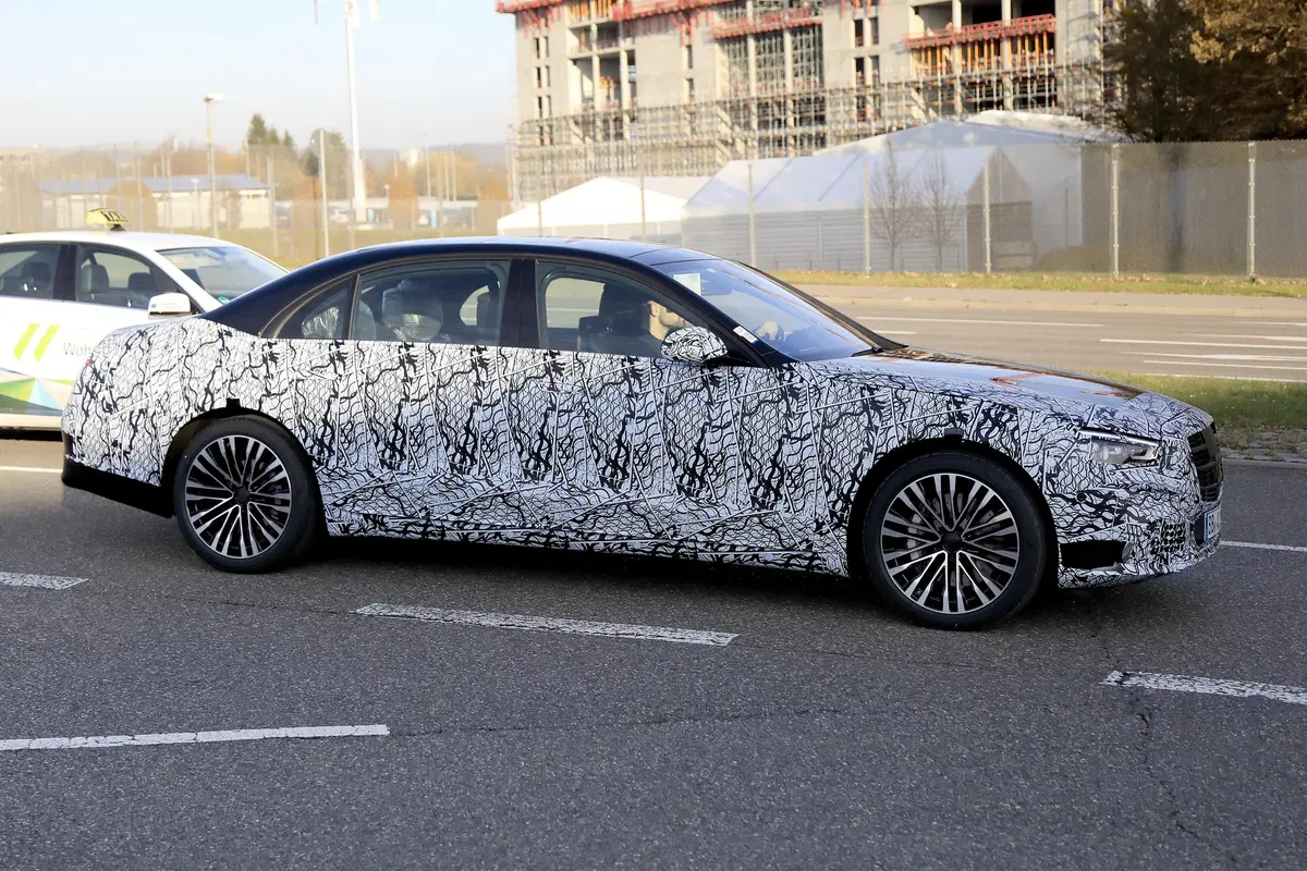 Nuova Mercedes Classe S, le foto spia (9)