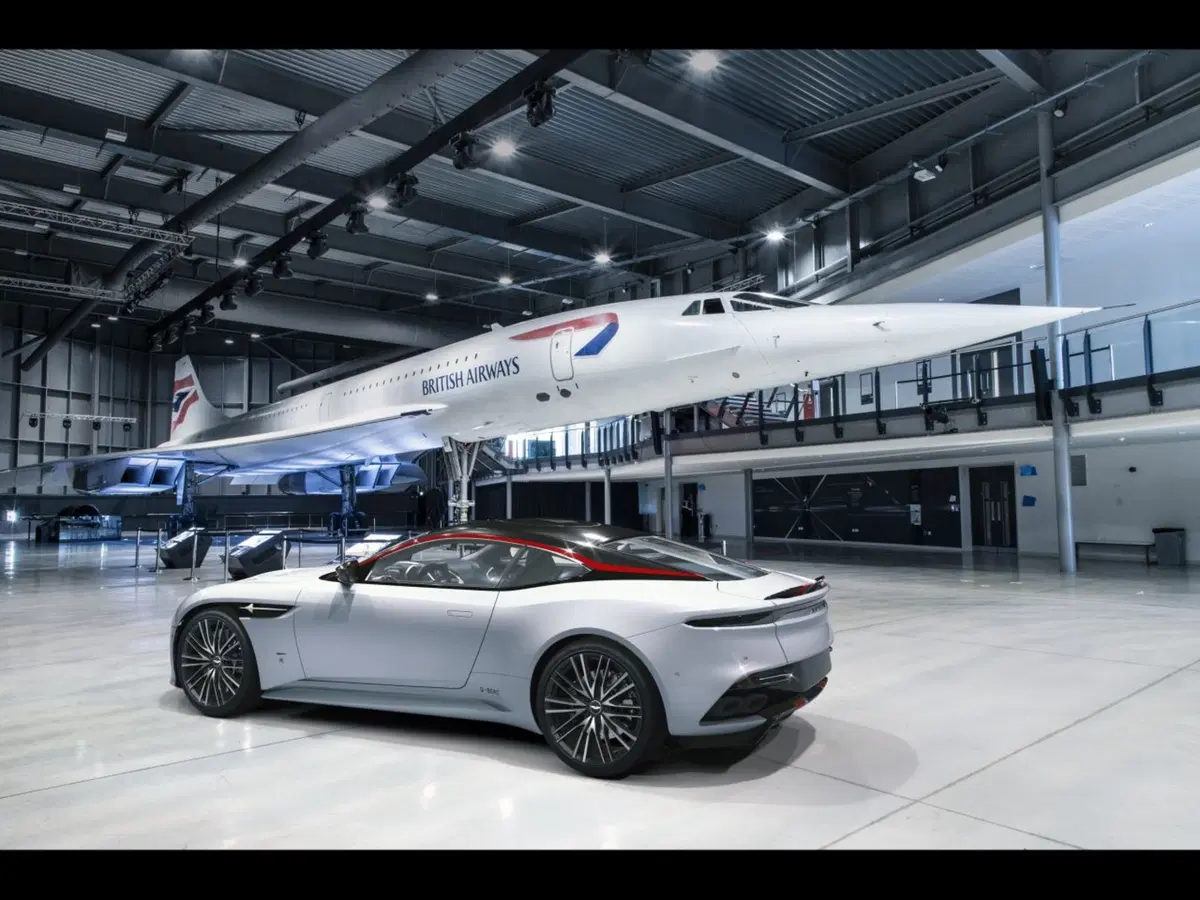 Aston Martin DBS Superleggera: ecco la Concorde Edition (9)