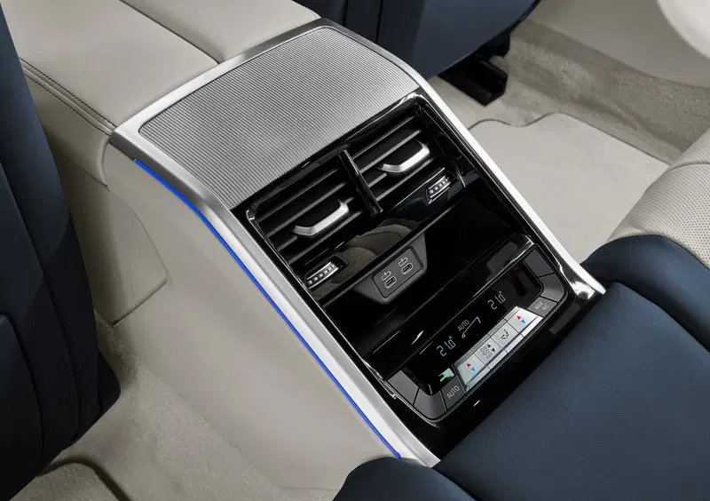 BMW Serie 8 Gran Coupé (17)