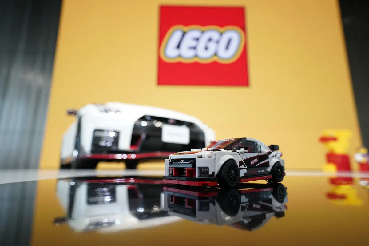 Nissan GT-R Nismo: ora anche di... Lego! (9)