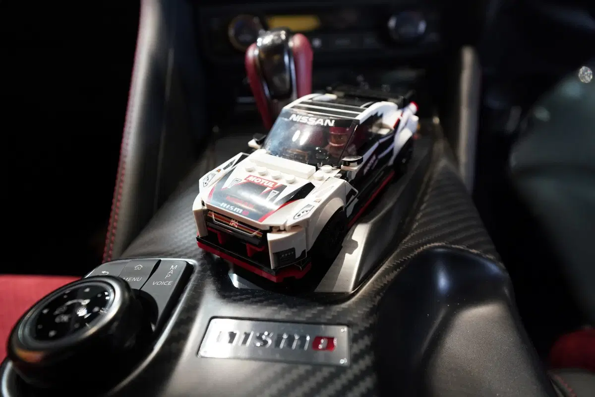 Nissan GT-R Nismo: ora anche di... Lego! (5)