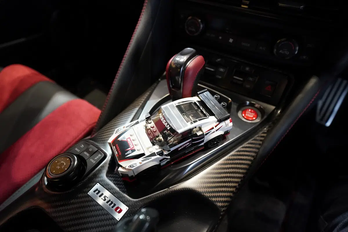 Nissan GT-R Nismo: ora anche di... Lego! (11)
