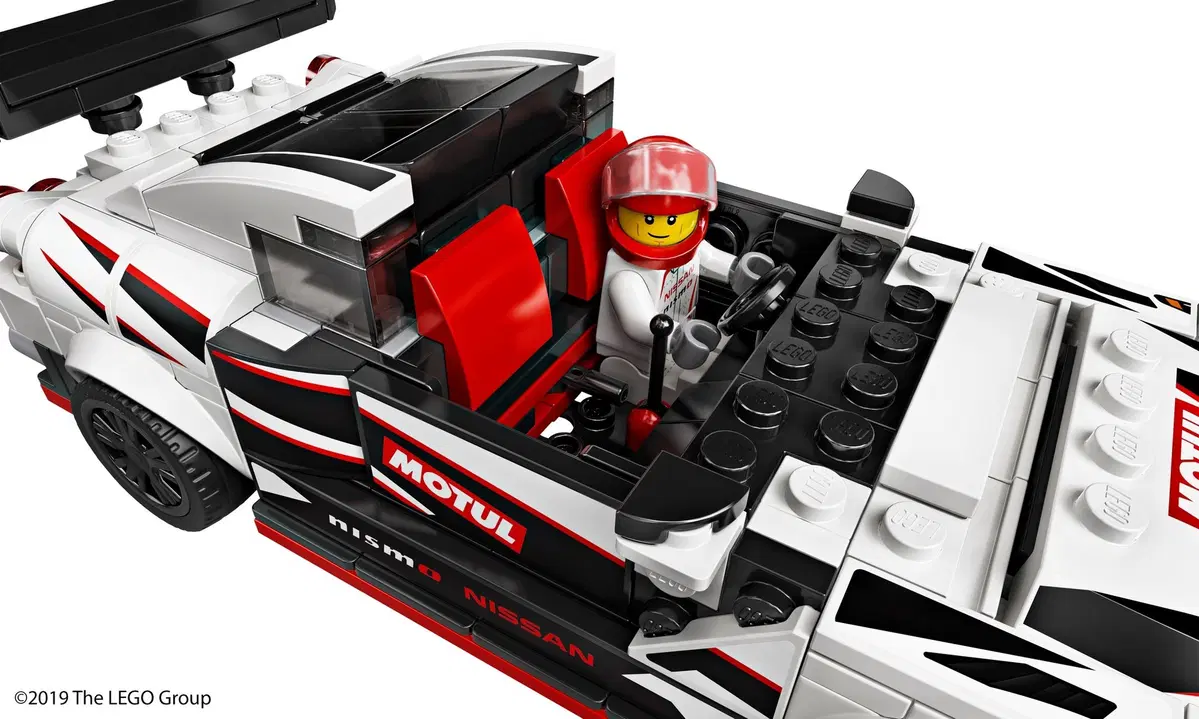 Nissan GT-R Nismo: ora anche di... Lego! (6)