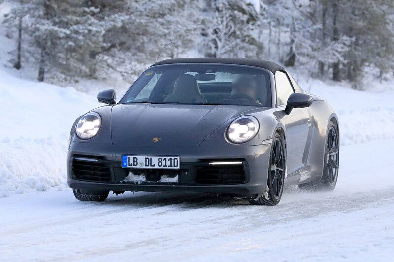 Test sulla neve per la 911 992 Targa