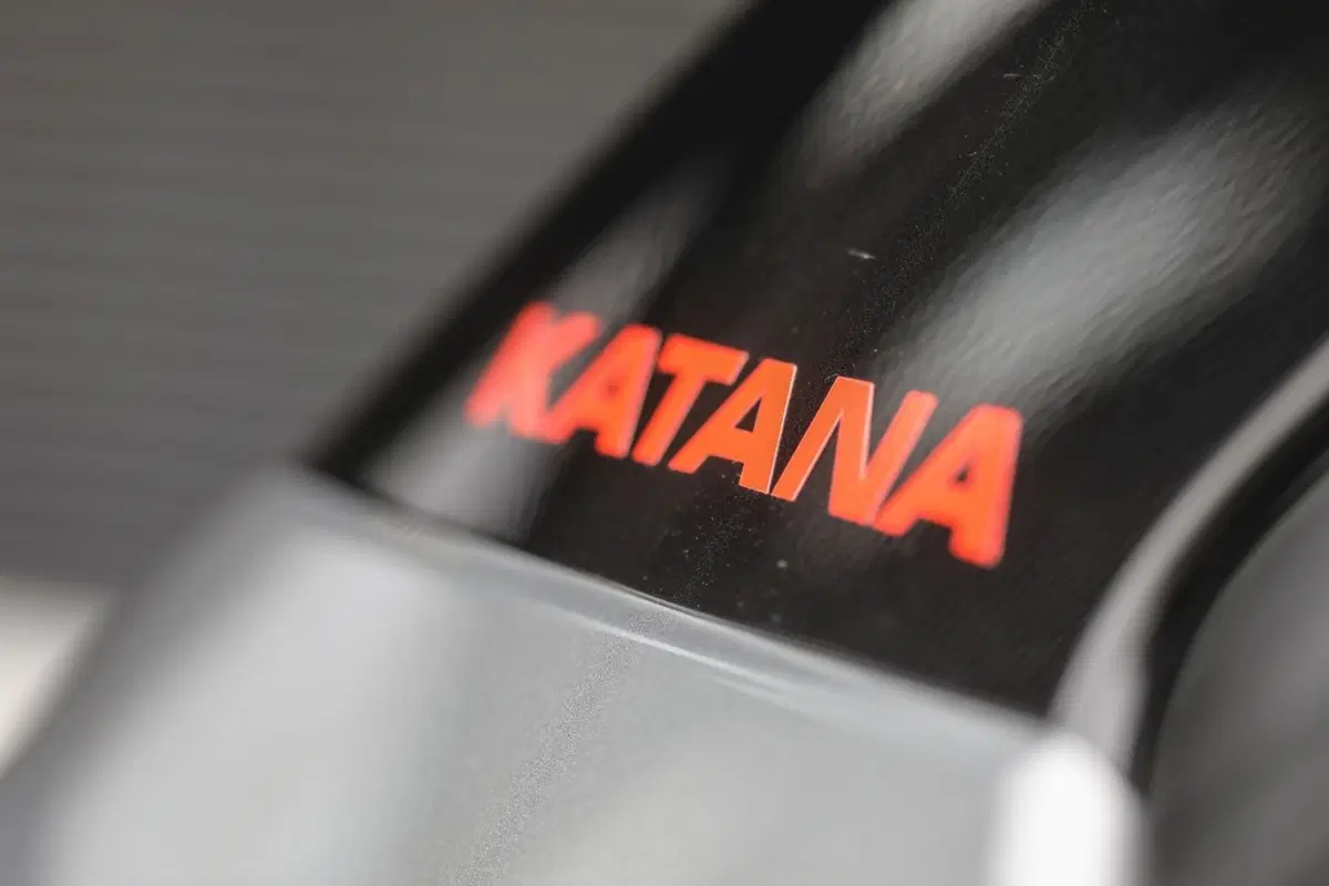 Suzuki Vitara Katana, tributo al mito degli anni ‘80 (2)