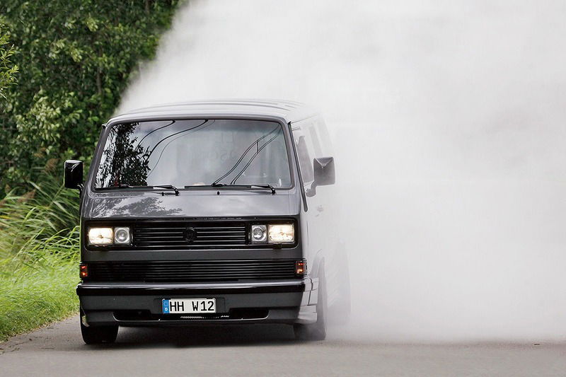 Volkswagen T3: il tuning con il W12 Audi da 470 CV