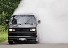 Volkswagen T3: il tuning con il W12 Audi da 470 CV