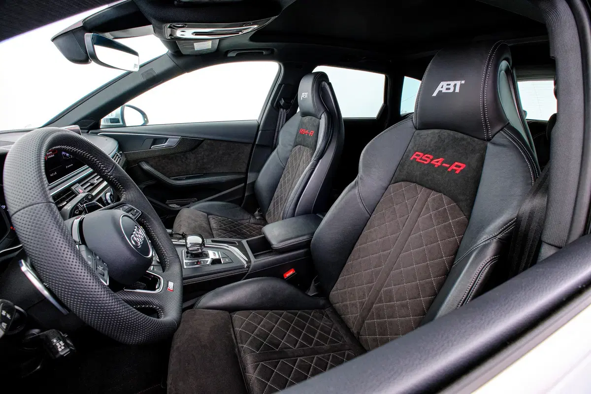 Un'Audi RS4-R ABT per la Polizia da 530 CV?! (3)