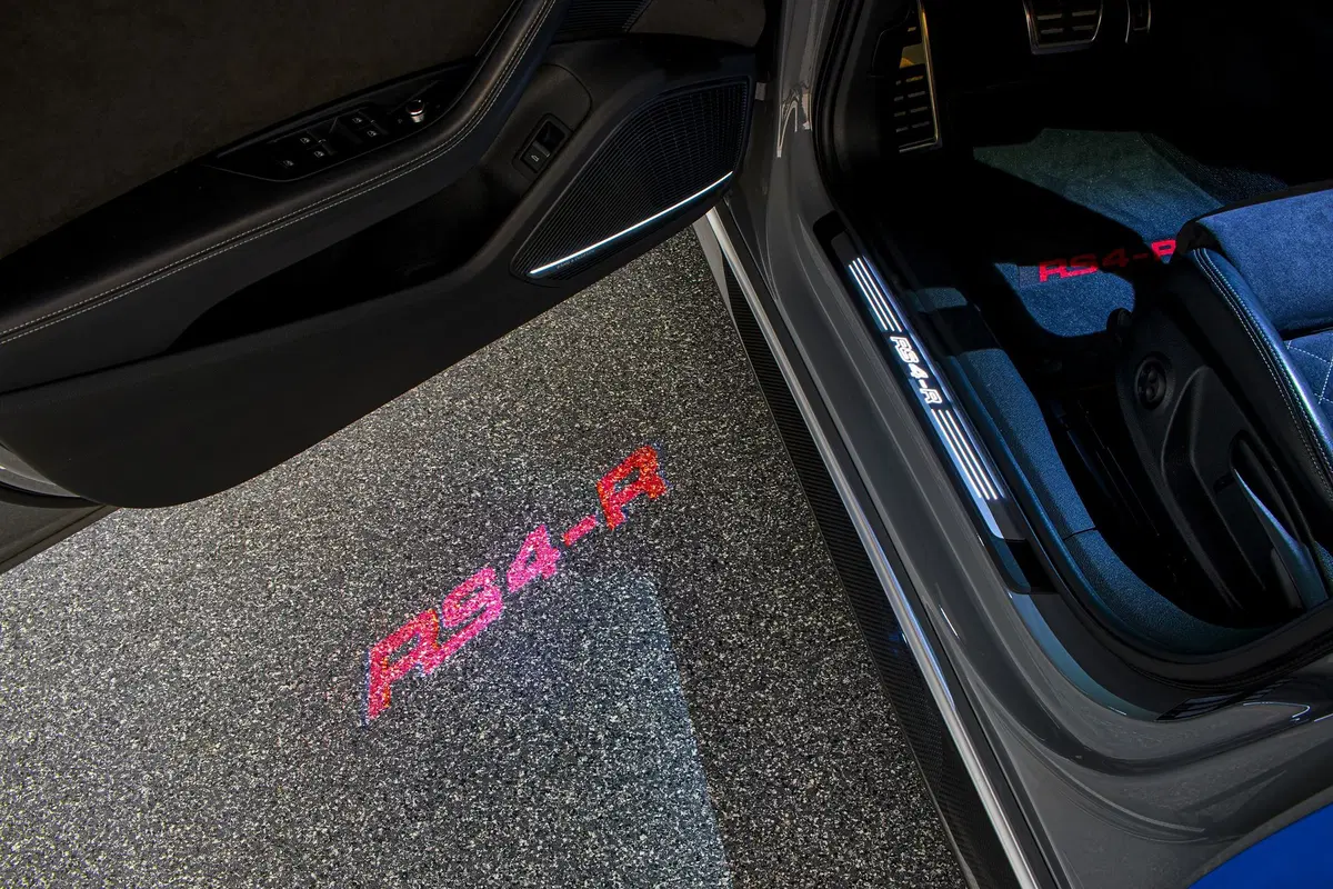 Un'Audi RS4-R ABT per la Polizia da 530 CV?! (8)
