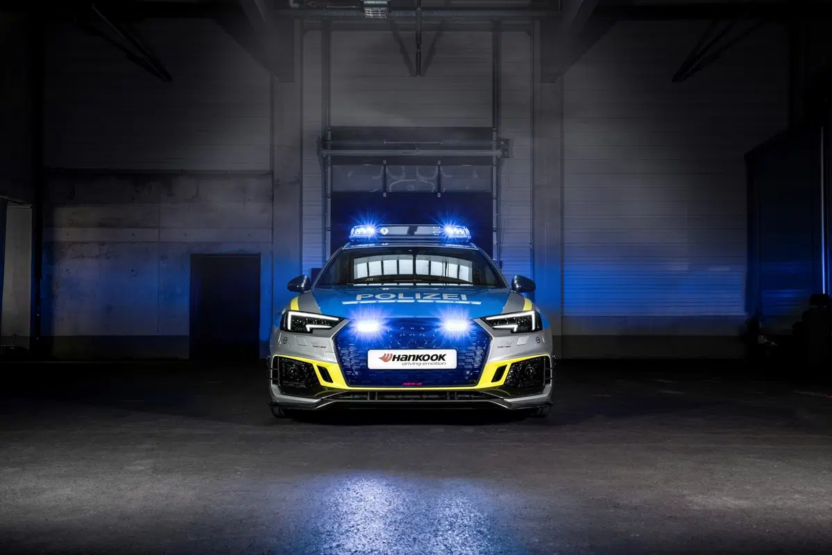 Un'Audi RS4-R ABT per la Polizia da 530 CV?! (6)