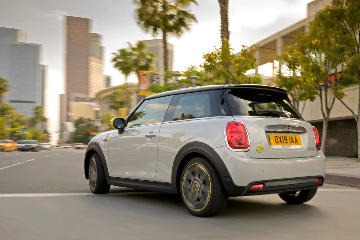 Le MINI elettriche si faranno in Cina: joint venture BMW-Great Wall (5)