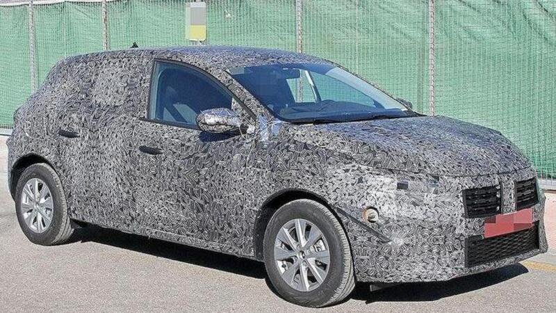 Dacia Sandero, nel 2020 sar&agrave; l&rsquo;ibrida &ldquo;low cost&rdquo;: prezzi da 9.000 euro