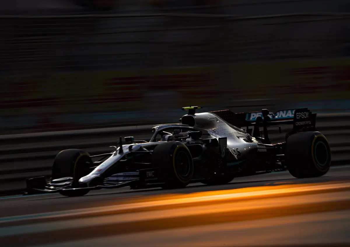 F1, GP Abu Dhabi 2019, FP2: Bottas al top, ma &egrave; incidente con Grosjean