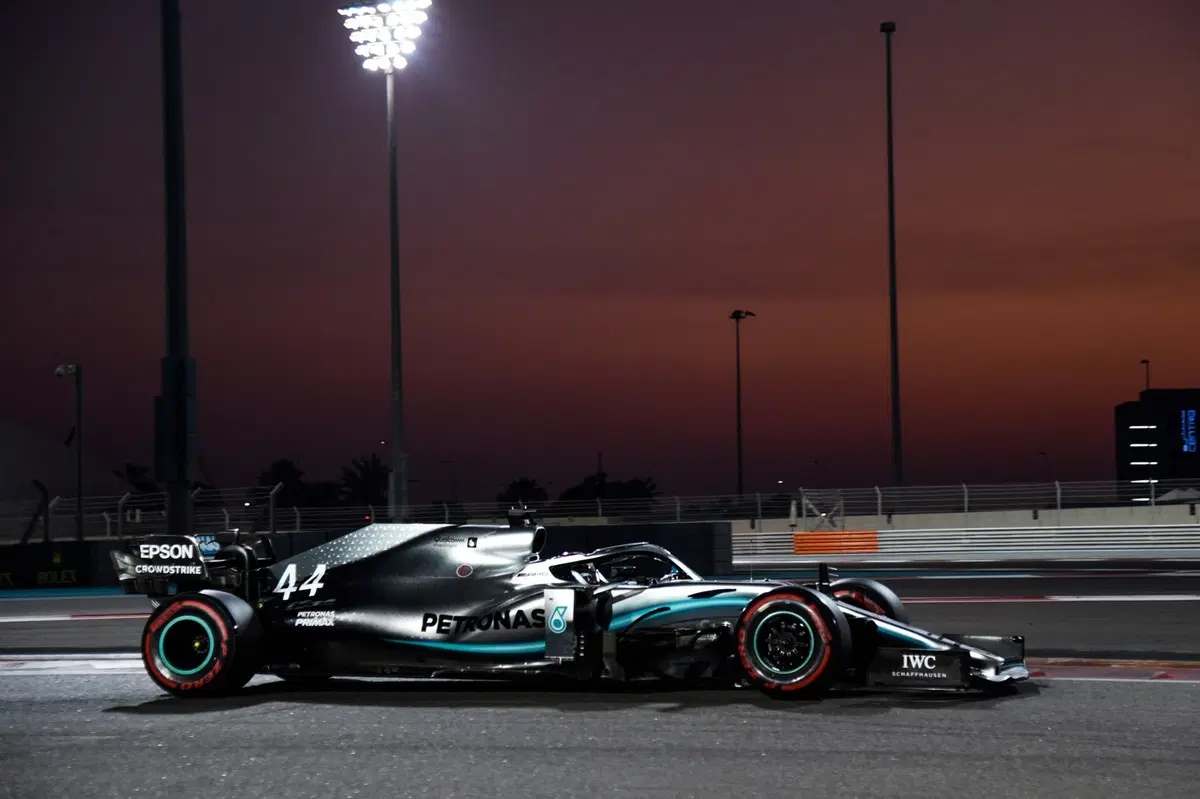 F1, GP Abu Dhabi 2019: vince Hamilton. Terzo Leclerc  (13)