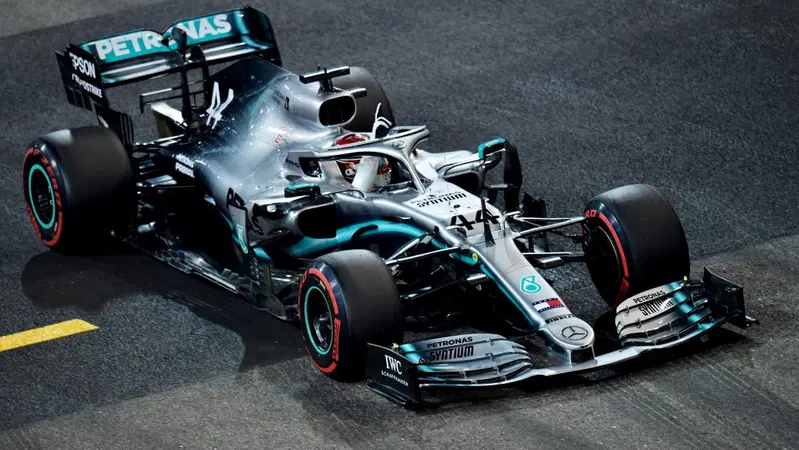 F1, GP Abu Dhabi 2019, Hamilton: &laquo;La mia macchina? Un'opera d'arte&raquo;