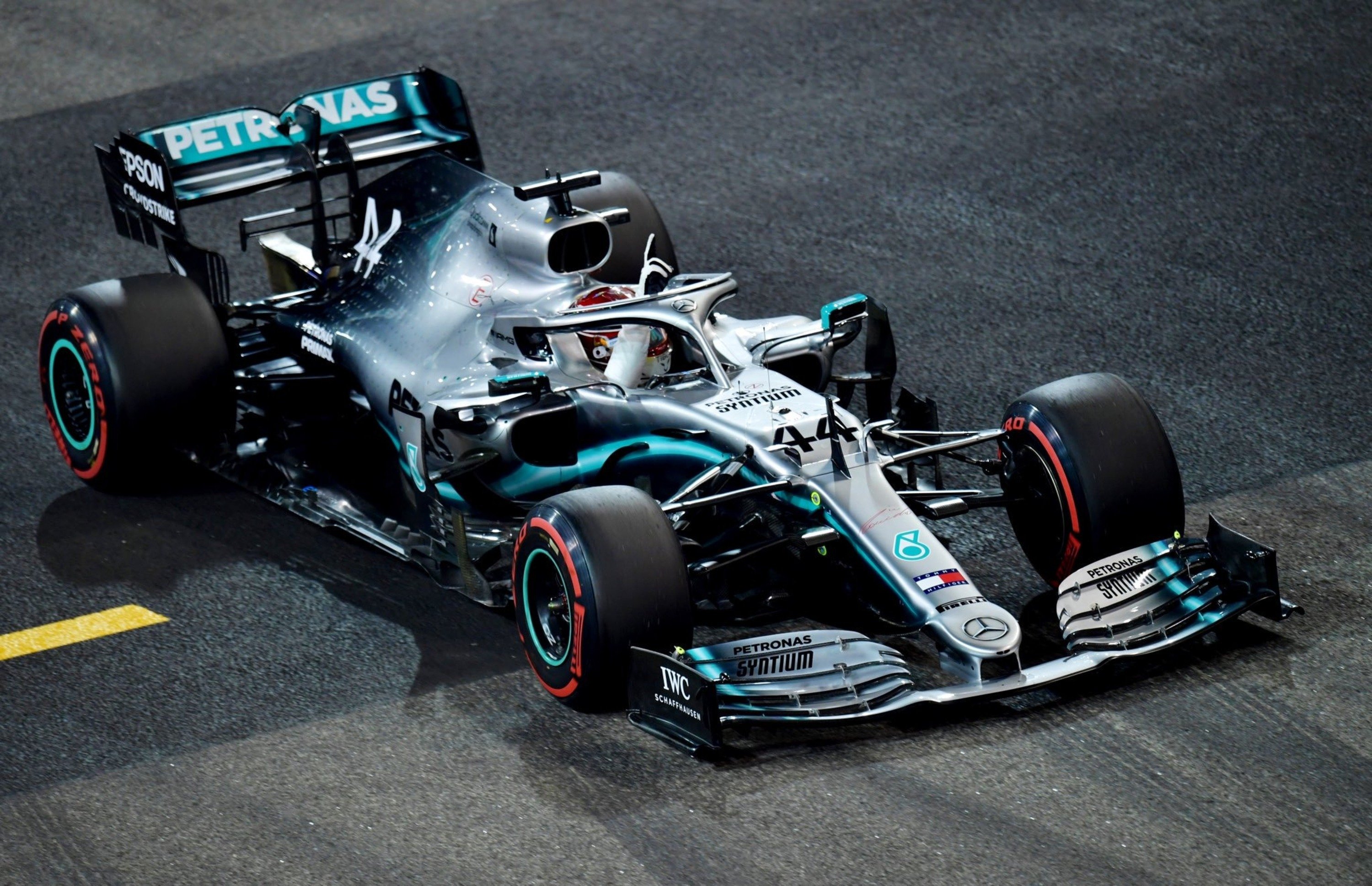 F1, GP Abu Dhabi 2019, Hamilton: &laquo;La mia macchina? Un&#039;opera d&#039;arte&raquo;
