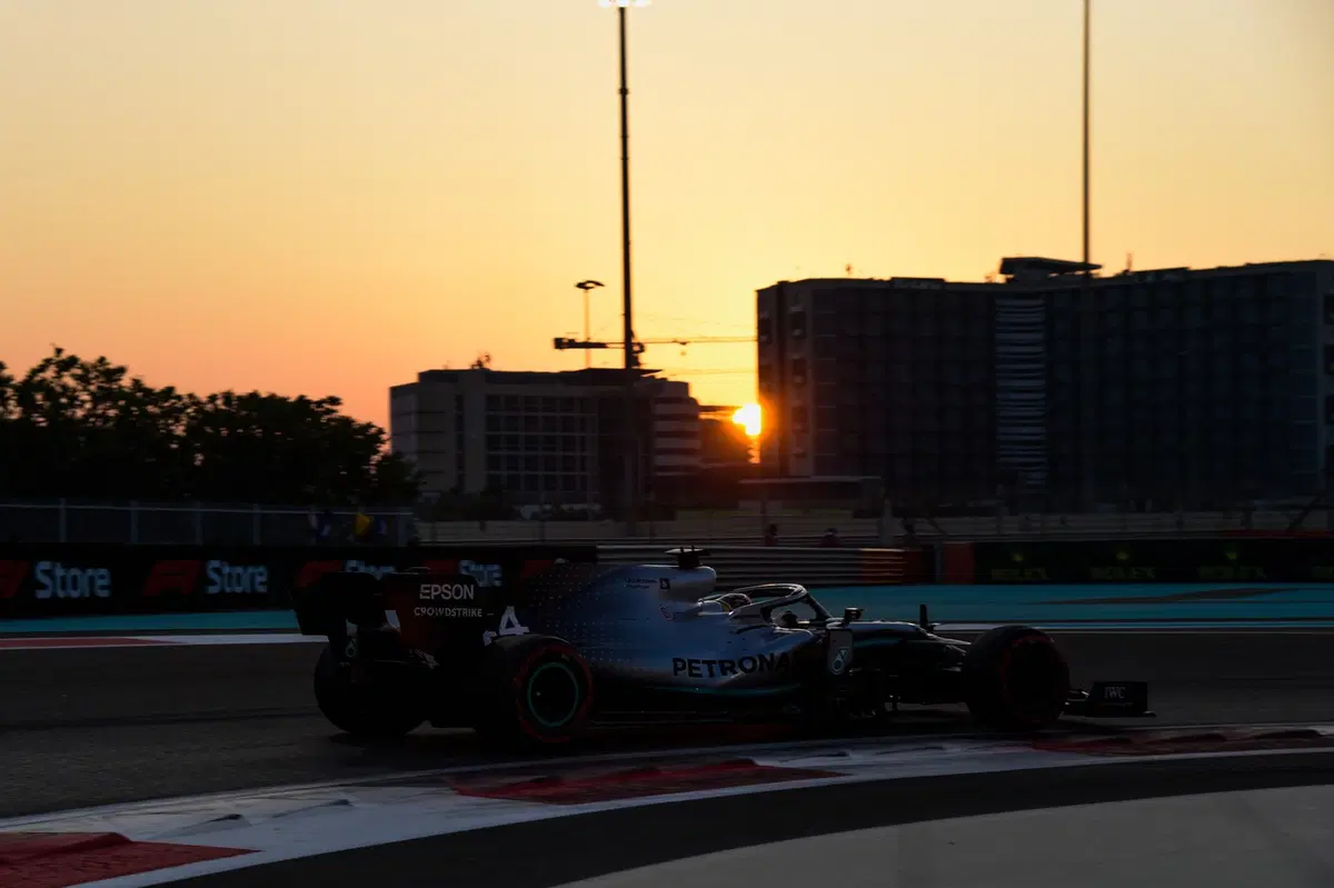 F1, GP Abu Dhabi 2019: Ferrari, multa da 50.000 euro per il carburante di Leclerc (8)