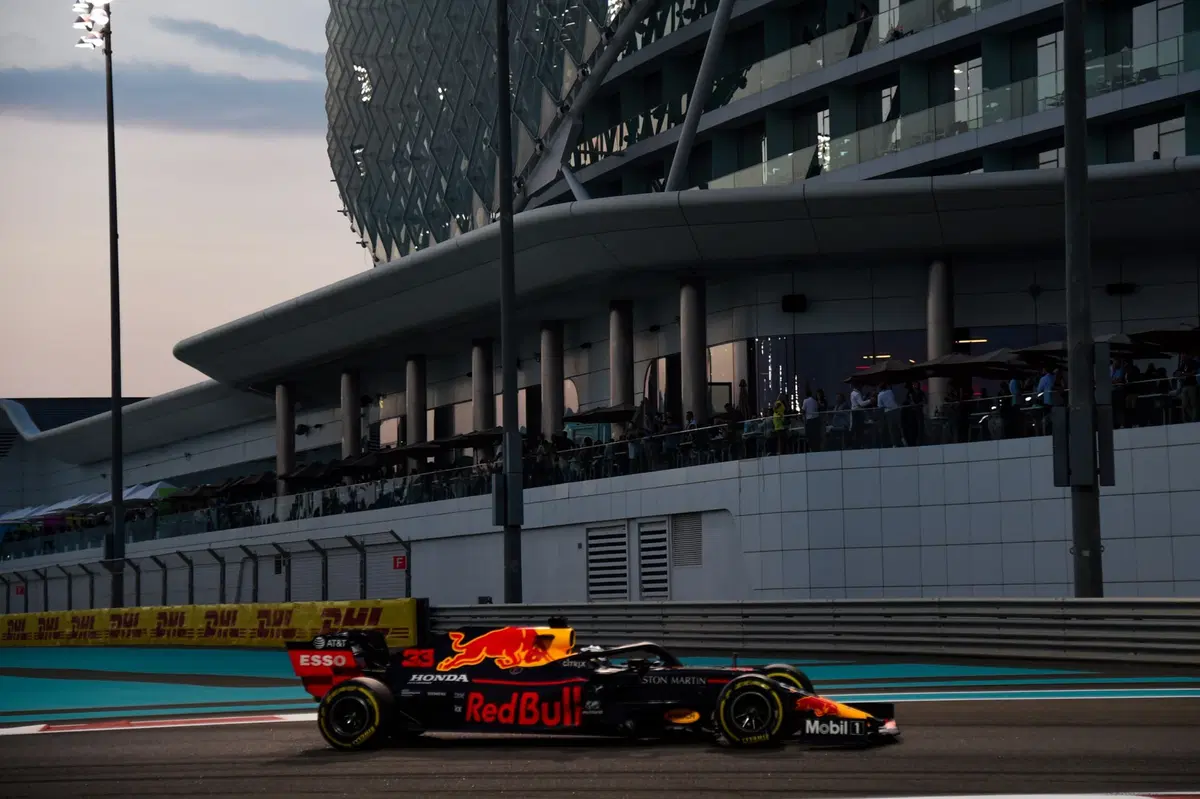 F1, GP Abu Dhabi 2019: Ferrari, multa da 50.000 euro per il carburante di Leclerc (26)