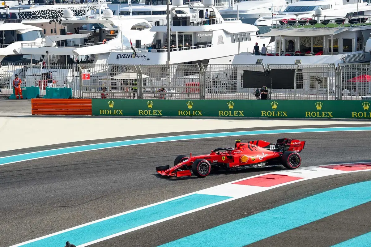 F1, GP Abu Dhabi 2019: Ferrari, multa da 50.000 euro per il carburante di Leclerc (53)
