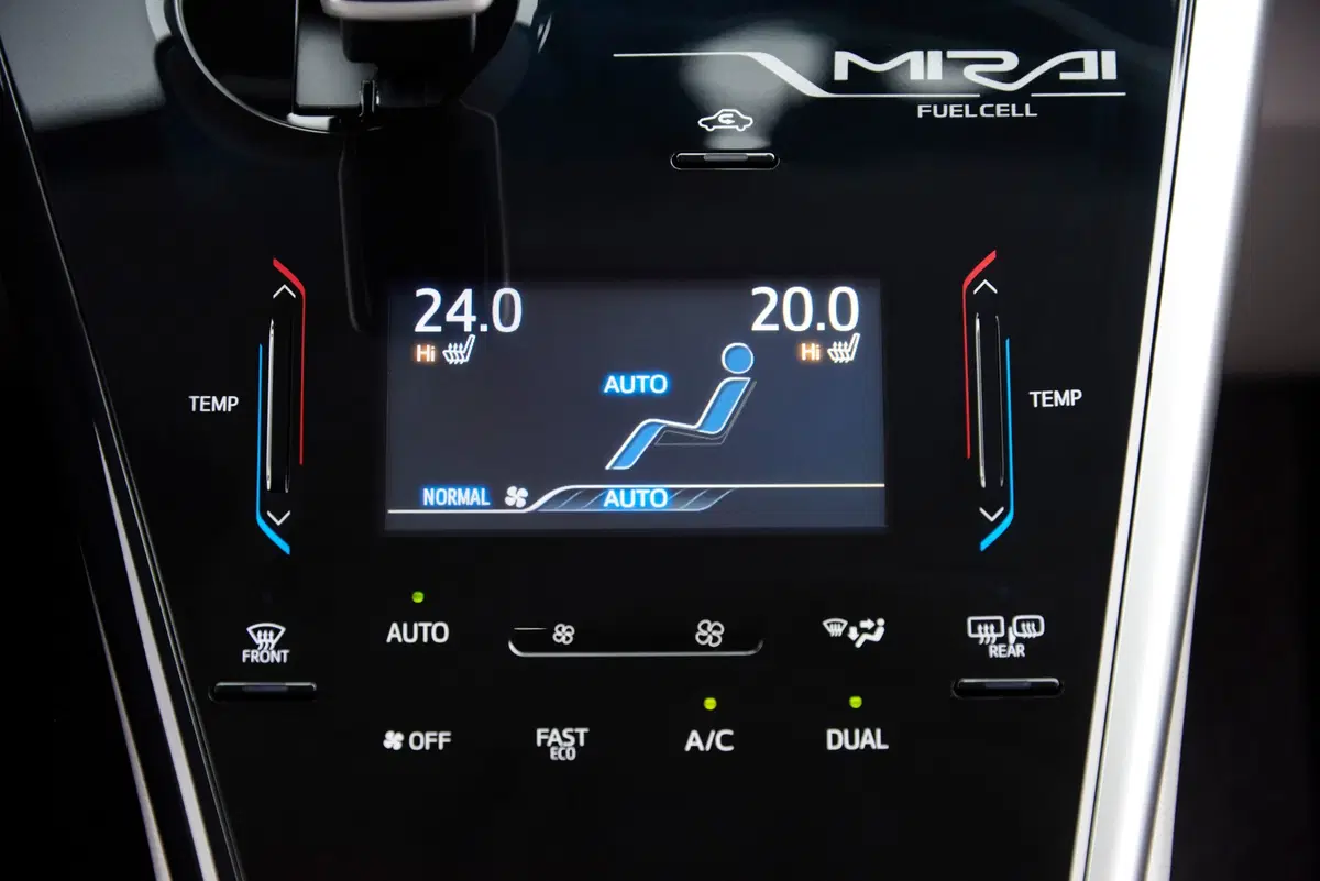 Toyota Mirai (45)