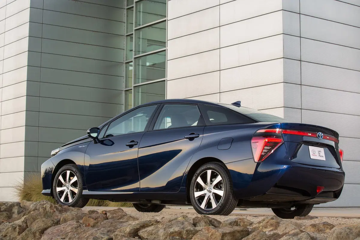 Toyota Mirai (35)