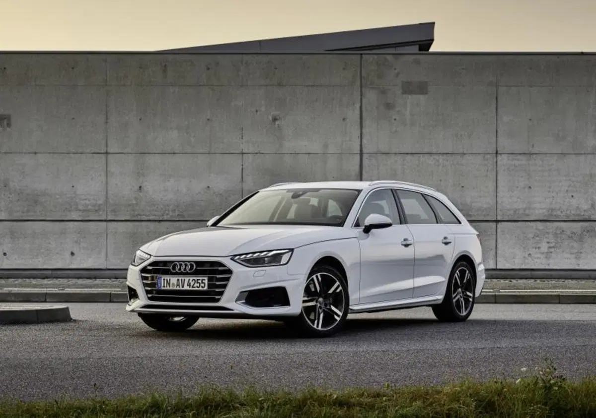 Audi A4 Avant e A5 Sportback g-tron, arriva il restyling (10)
