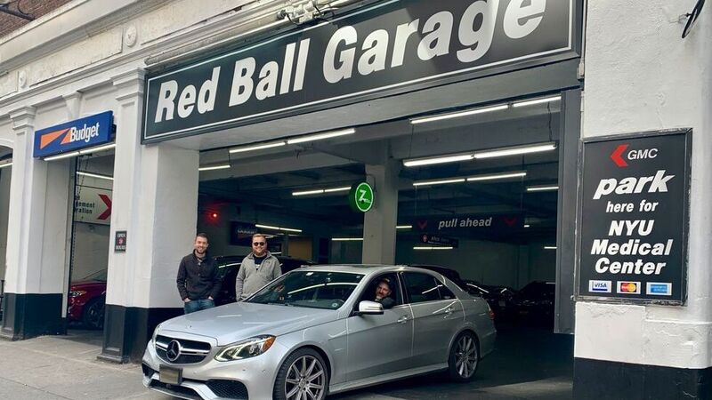 Nuovo record: con la Mercedes E63 AMG da New York a Los Angeles in 27 ore e 25 minuti