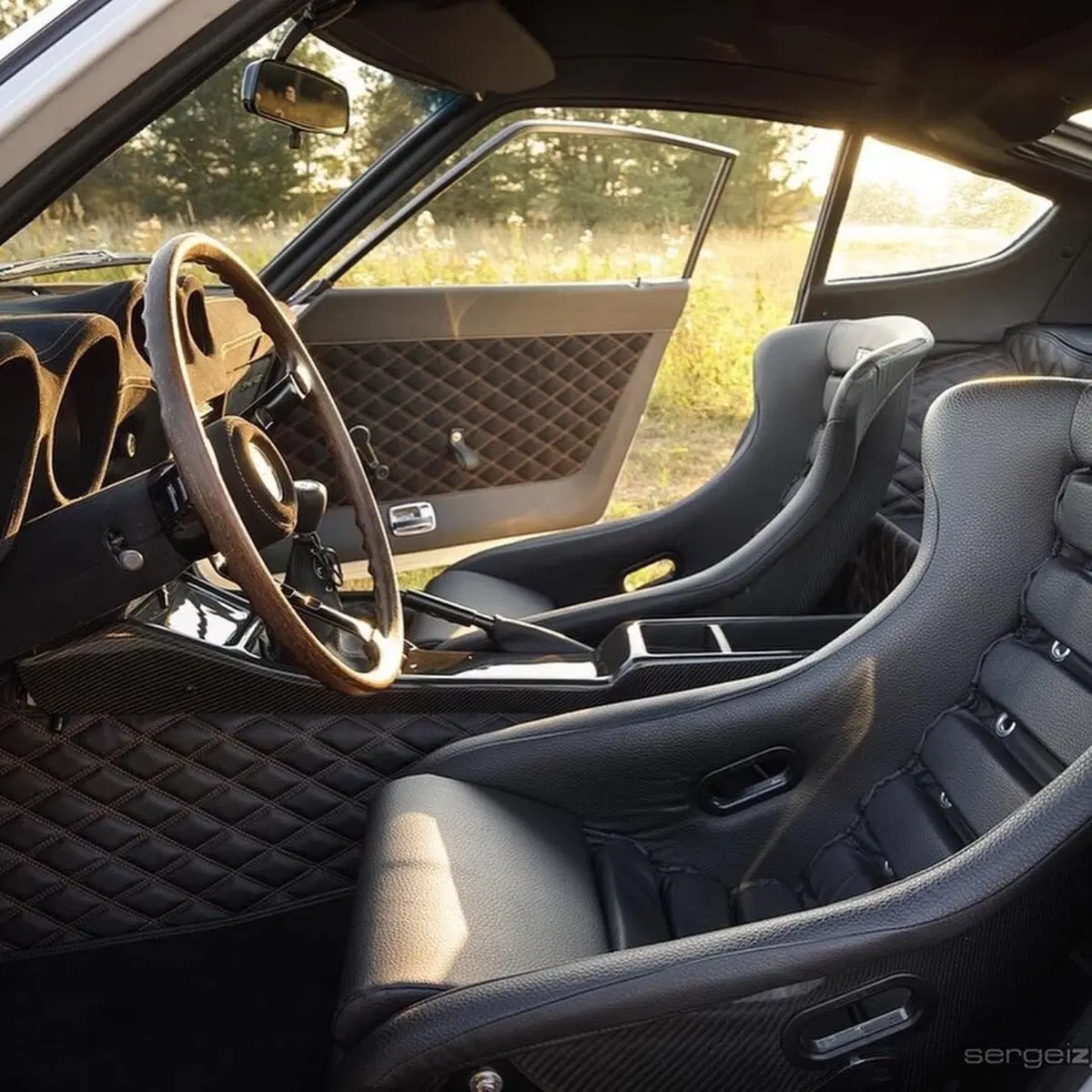 Datsun 240Z: 600 CV e stile da vendere in salsa retrò (6)