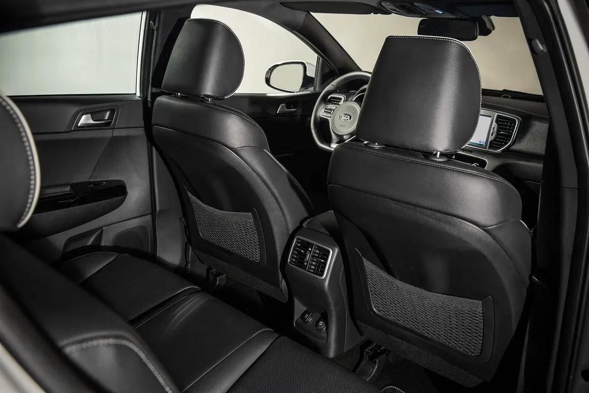 Nuovo Kia Sportage, scopri gli interni nel video a 360° (6)