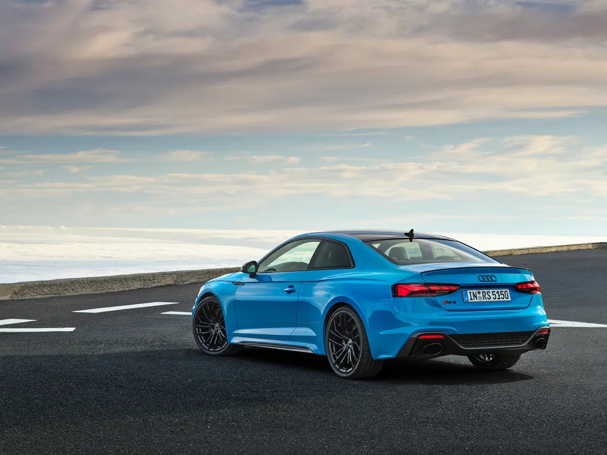 Audi RS5, restyling per Coupé e Sportback (10)