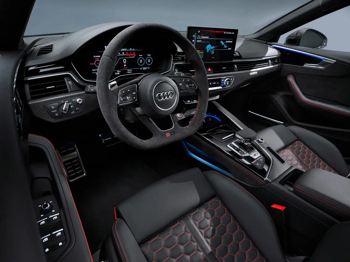 Audi RS5, restyling per Coupé e Sportback (14)